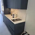 Oasis Dubai Piscine Arena P Expo Apartman Pérols
